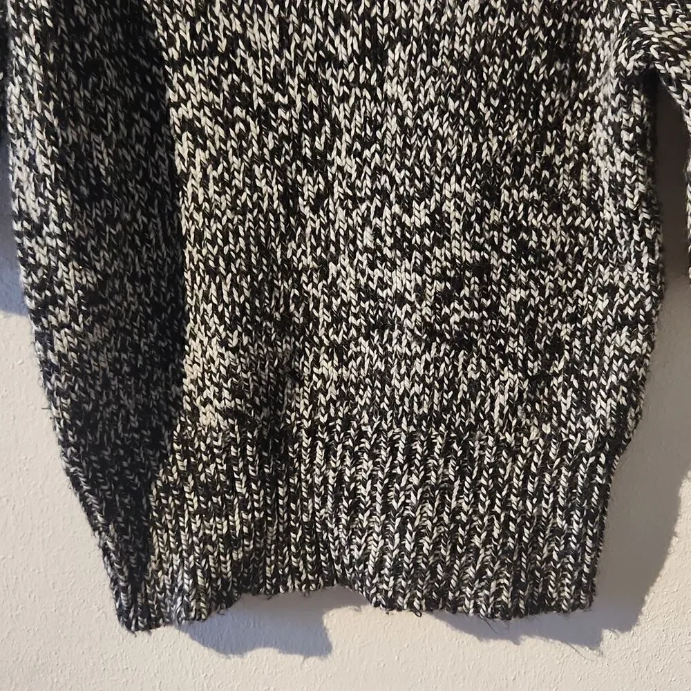 Worthington size medium short sleeve sweater
